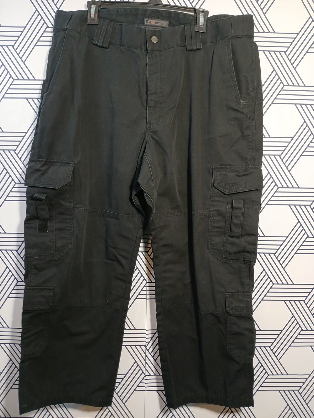 Mens 5.11 tactical gear mens pants Size 40